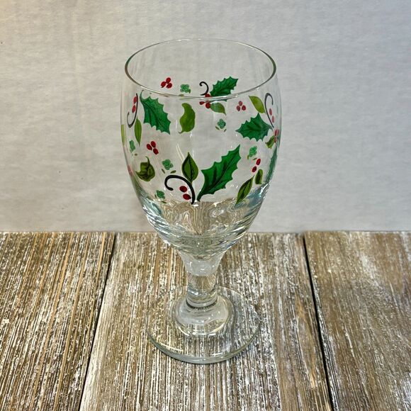 Libbey Holly and Berries Glass Stemware (5) Wine Glasses Water Goblets 12 oz - Picture 5 of 6